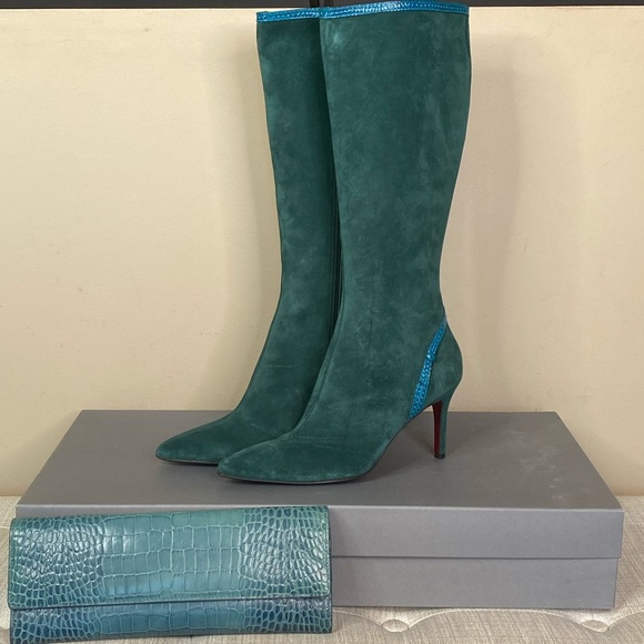 Ann Taylor Emerald Leather Suede Boots & Clutch - Picture 2 of 16